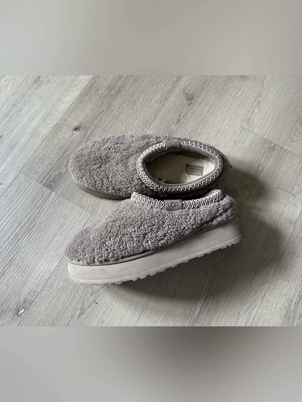 Ugg Tazz Maxi Curly Platform Slippers